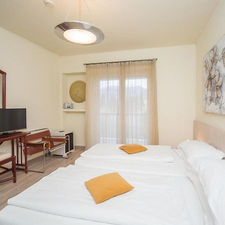 Club Hotel Olivi - Tennis Center Malcesine Kültér fotó