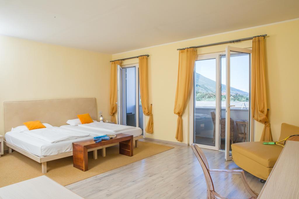 Club Hotel Olivi - Tennis Center Malcesine Kültér fotó