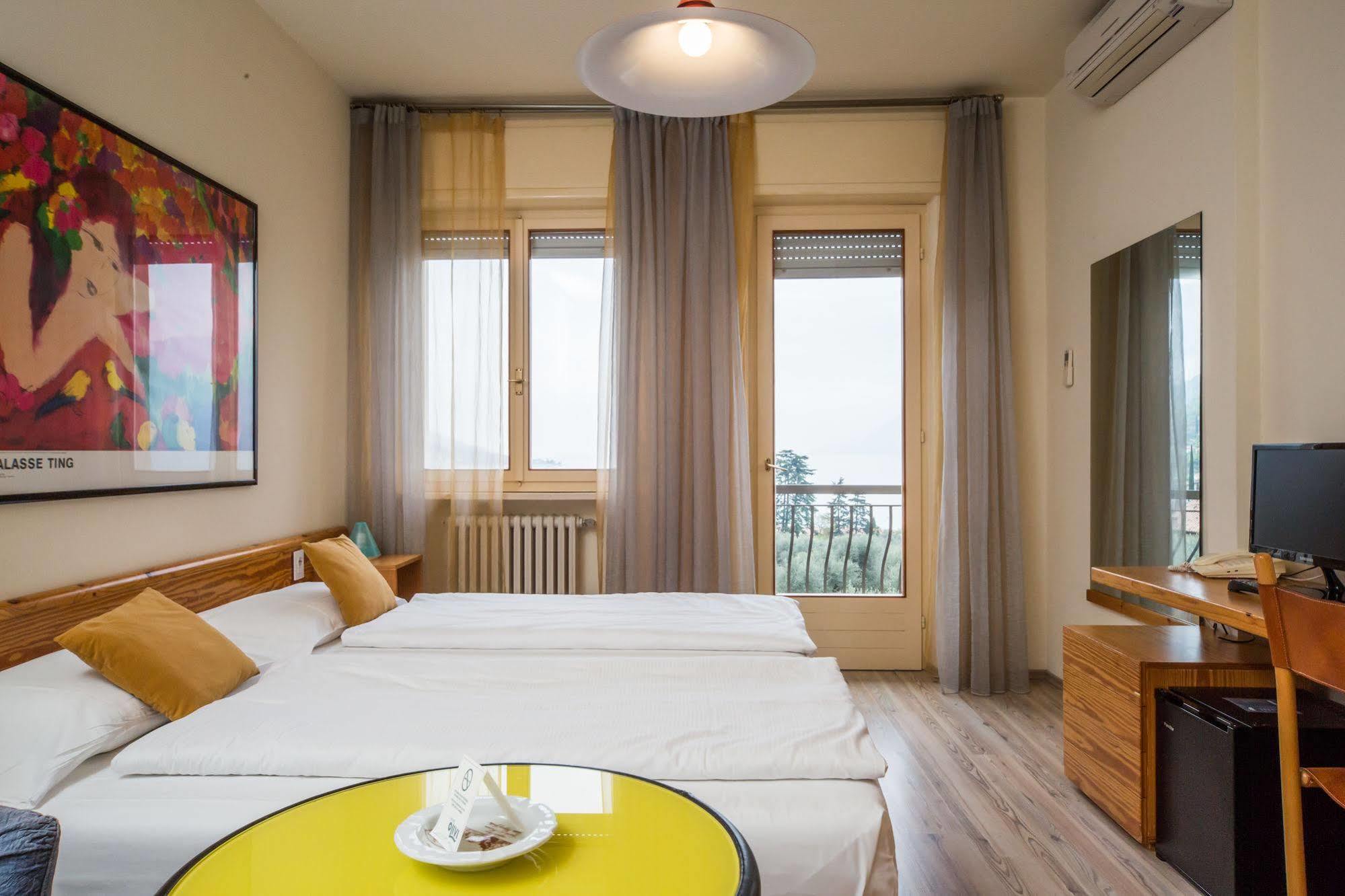 Club Hotel Olivi - Tennis Center Malcesine Kültér fotó